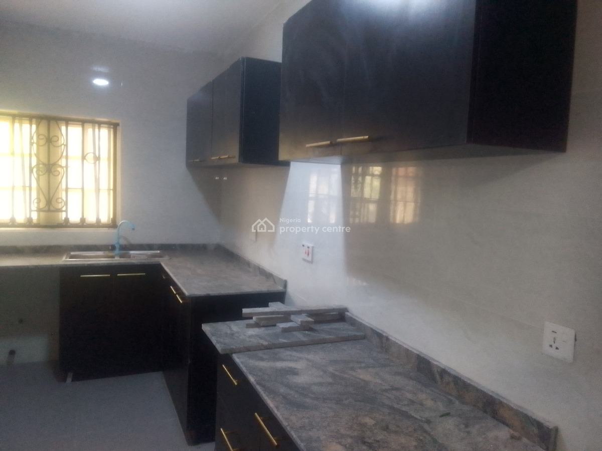 Spacious Luxury 2 Bedroom Flat with Excellent Features, Oseni Street, Ogombo, Ajah, Lagos, Flat / Apartment for Rent