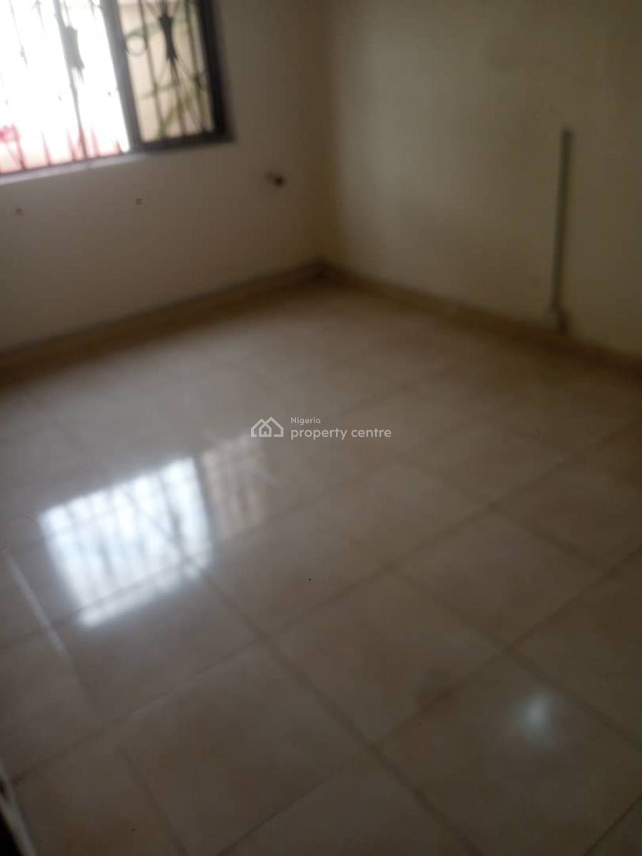 Spacious 2 Bedroom Flat, Very Close to Lekki Epe Expressway on Tarred Road, Igbo Efon, Lekki, Lagos, Flat / Apartment for Rent