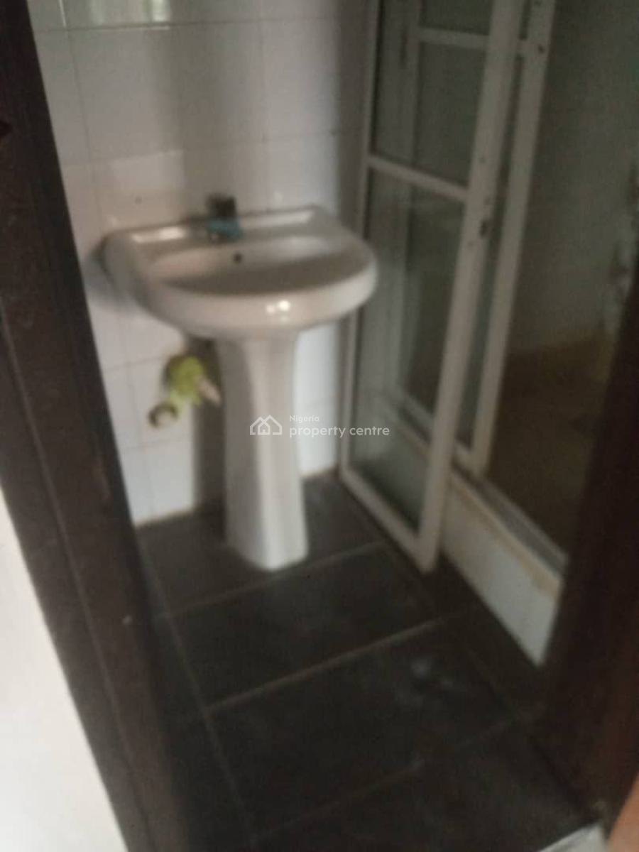 Spacious 2 Bedroom Flat, Very Close to Lekki Epe Expressway on Tarred Road, Igbo Efon, Lekki, Lagos, Flat / Apartment for Rent