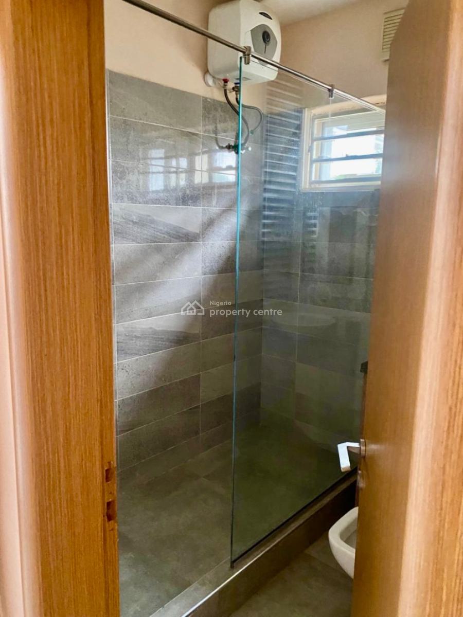 Luxury and Spacious with a B Q, Pinnock Beach Estate, Lekki Phase 1, Lekki, Lagos, Semi-detached Duplex for Rent