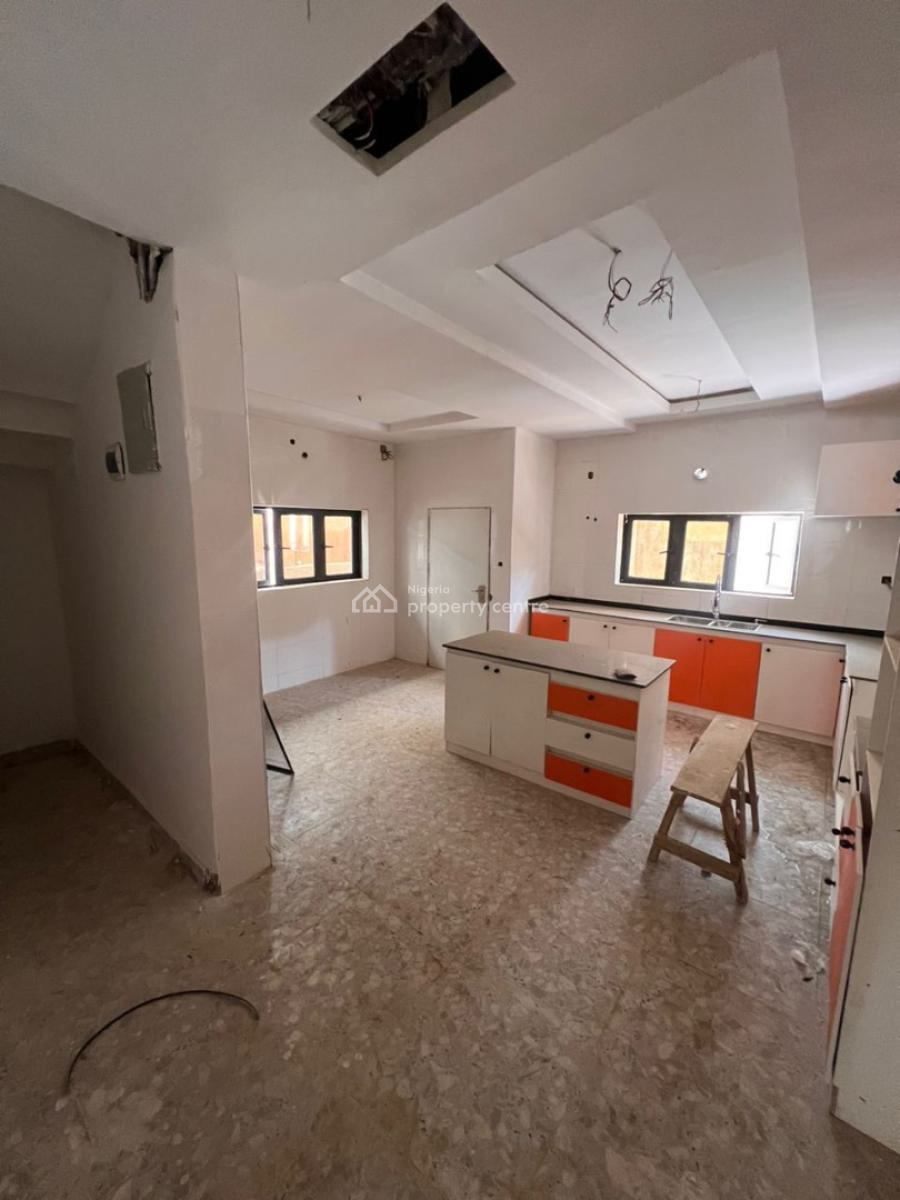 Spacious 6 Bedroom Detached Duplex with 1 Large Living Room, Guzape District, Abuja, Detached Duplex for Sale