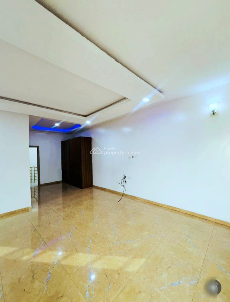 Well Maintained 4 Bedroom Duplex, Osapa, Lekki, Lagos, Semi-detached Duplex for Rent