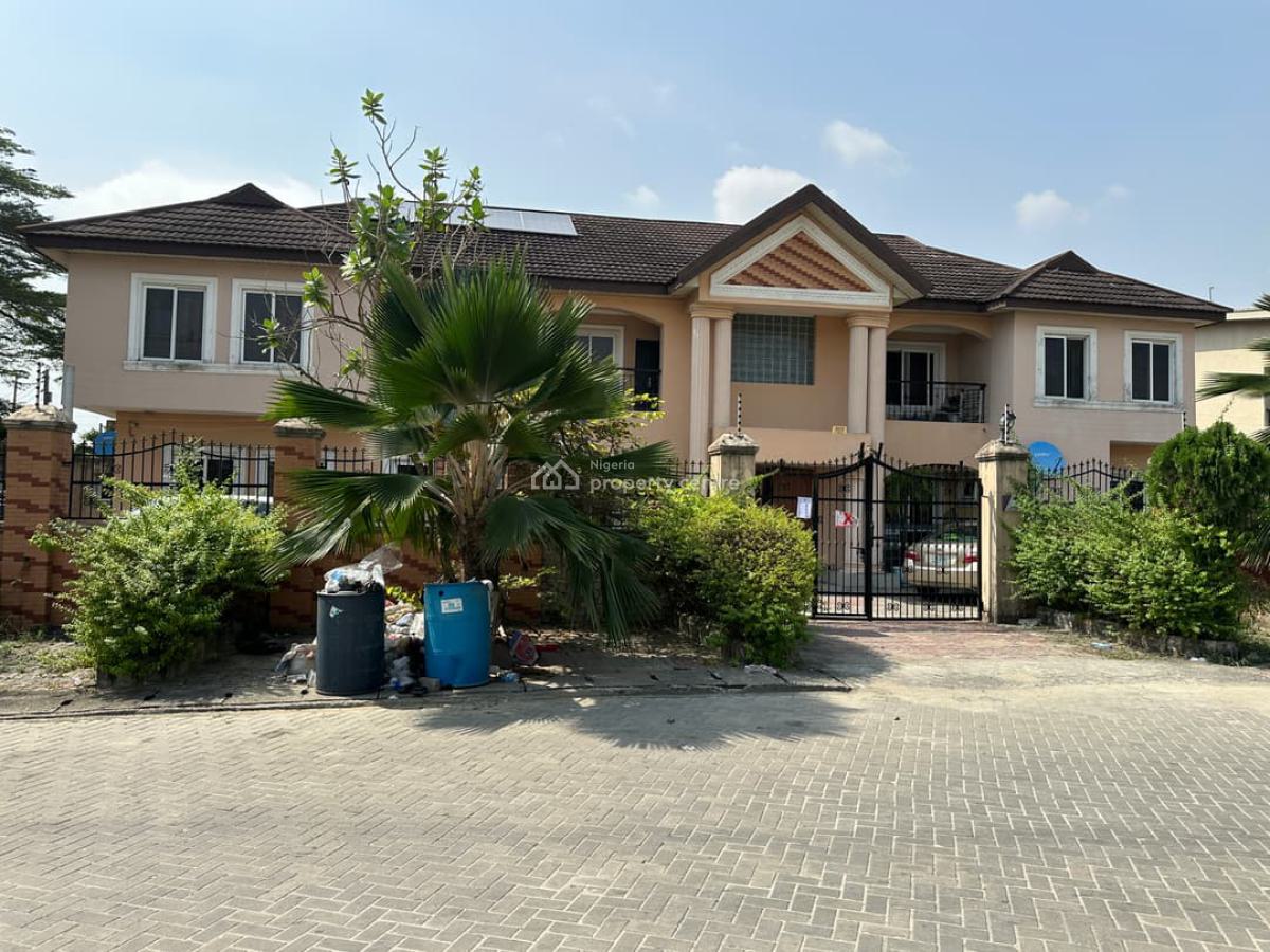 2bdroom Apt in Lekki Phase One Office/ Residential Use Allowed, Lekki Phase 1, Lekki Phase 1, Lekki, Lagos, Flat / Apartment for Rent