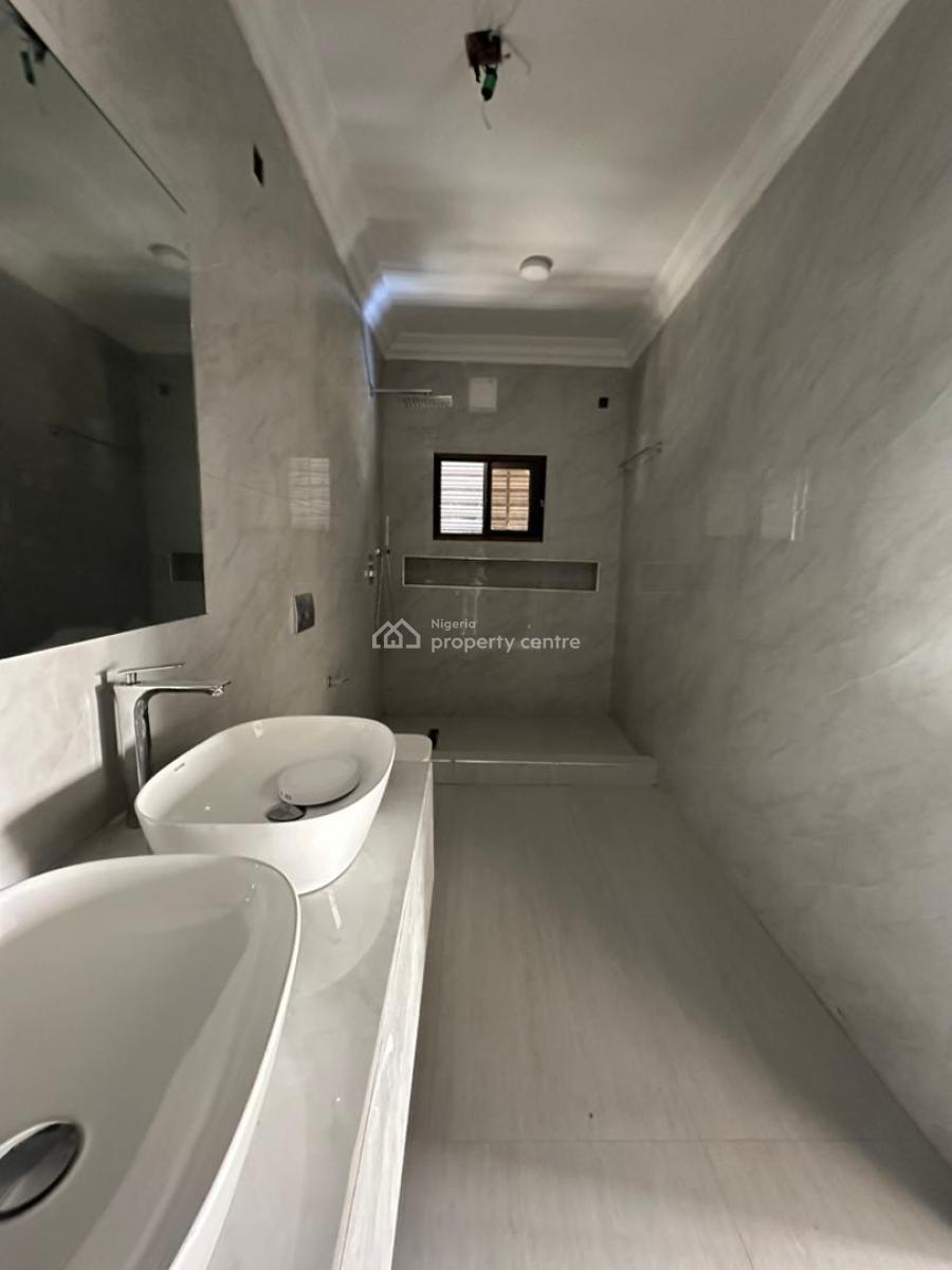 Newly Built Three Bedroom Apartment, Lekki Phase 1, Lekki, Lagos, Flat / Apartment for Rent