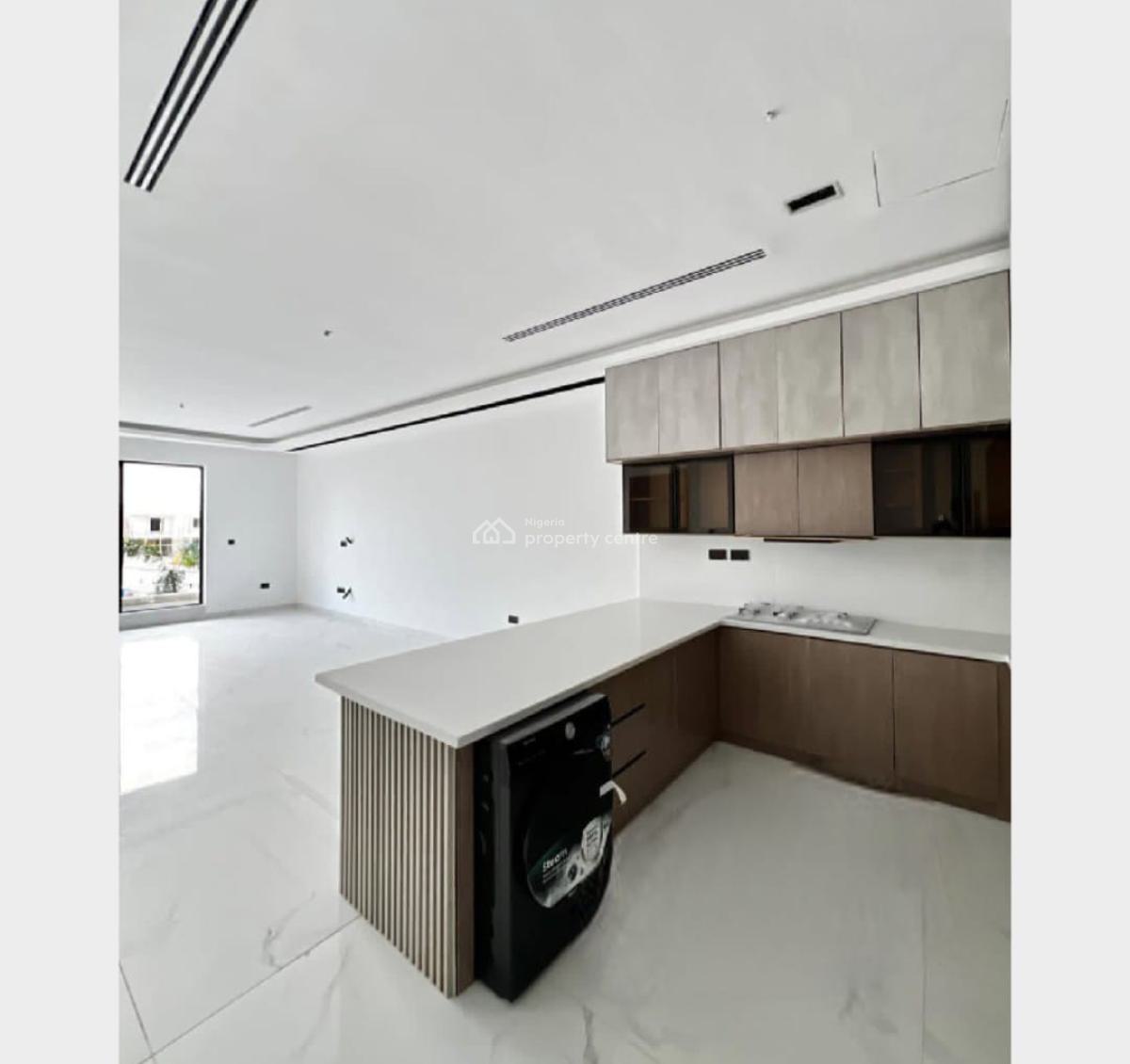 Newly Built 2 Bedroom Apartment Available, Lekki Phase 1, Lekki, Lagos, Flat / Apartment for Sale