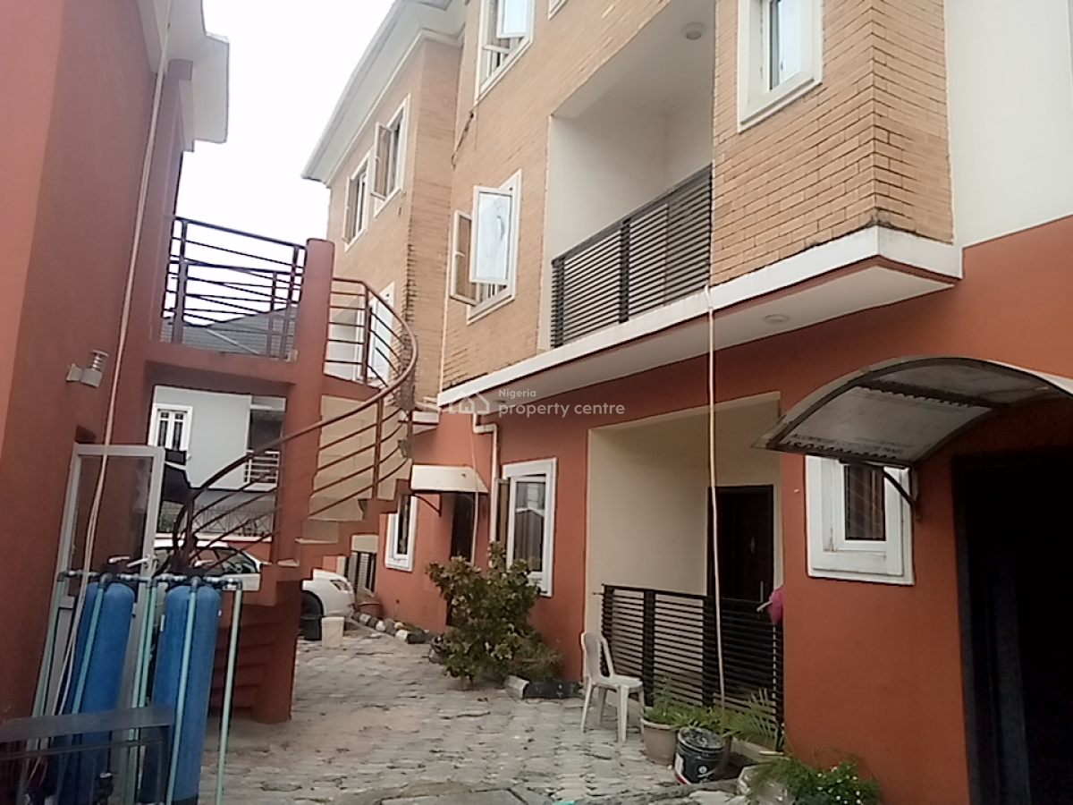 a Neatly and Massively Built 4 Bedroom Terrace, Osapa, Lekki, Lagos, Terraced Duplex for Rent