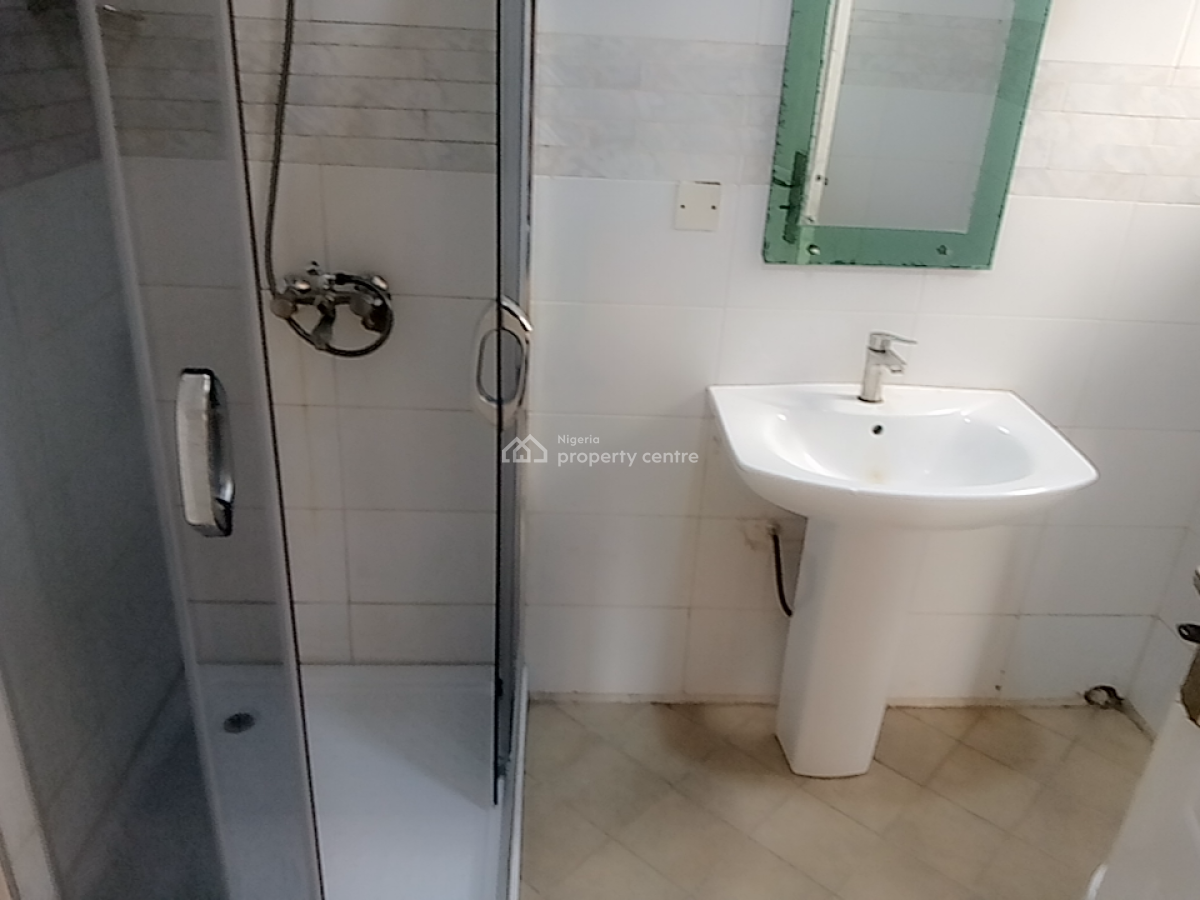 a Neatly and Massively Built 4 Bedroom Terrace, Osapa, Lekki, Lagos, Terraced Duplex for Rent