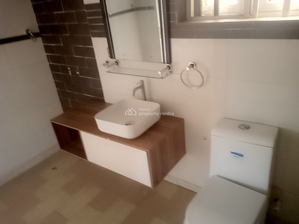 a Neatly and Massively Built 4 Bedroom Terrace, Osapa, Lekki, Lagos, Terraced Duplex for Rent