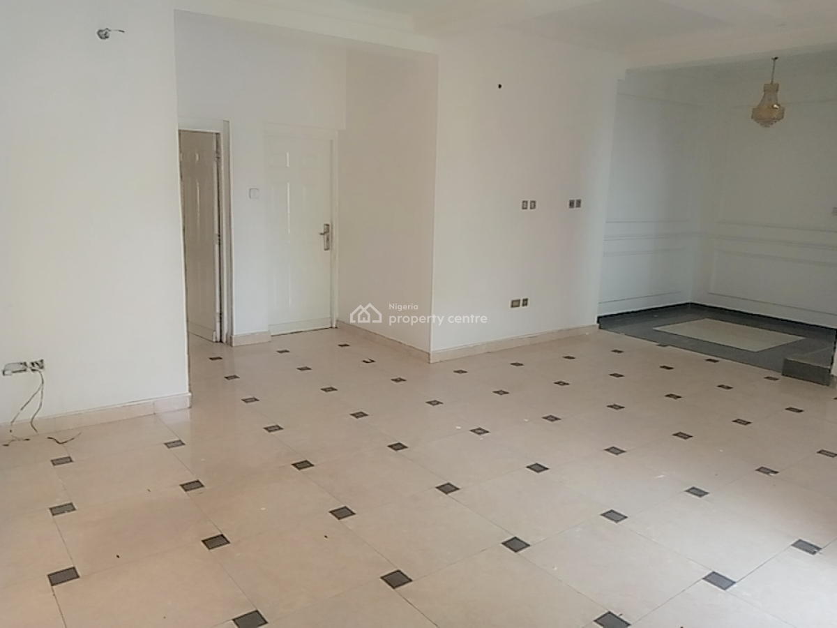 a Neatly and Massively Built 4 Bedroom Terrace, Osapa, Lekki, Lagos, Terraced Duplex for Rent