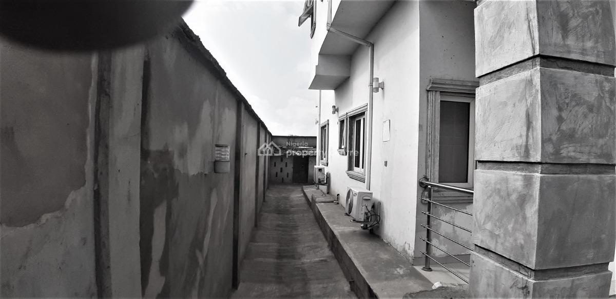 7 Bedrooms Fully Detached House, Akinwumi Estate, Mende, Maryland, Lagos, Detached Duplex for Sale