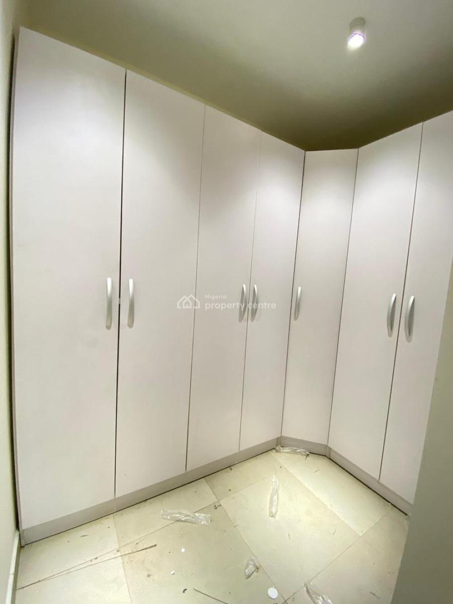 Newly Built Two Bedroom Apartment, Lekki Phase 1, Lekki, Lagos, Flat / Apartment for Rent