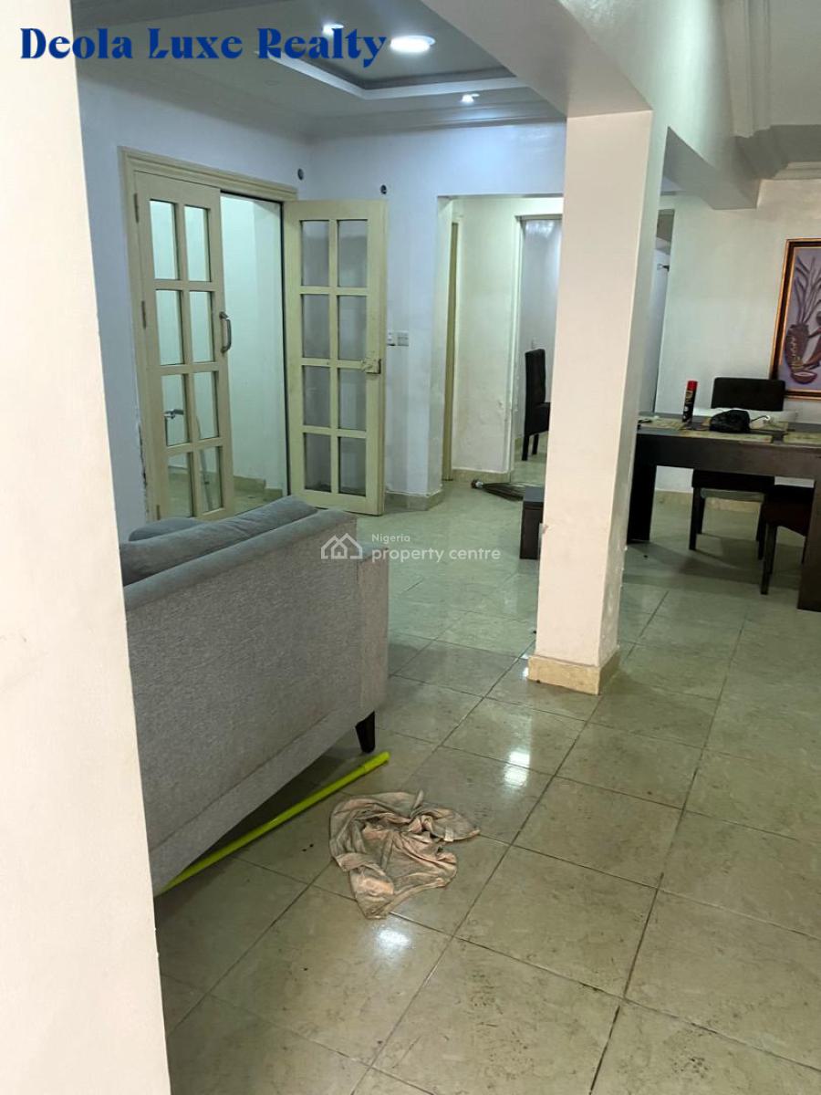 a Well Maintained 4 Bedroom Terrace with Bq, Chevyview Estate, Chevron, Lekki, Lagos, Terraced Duplex for Rent