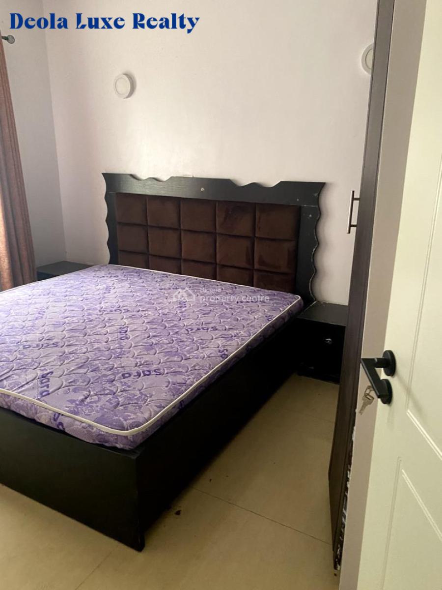 a Well Maintained 4 Bedroom Terrace with Bq, Chevyview Estate, Chevron, Lekki, Lagos, Terraced Duplex for Rent