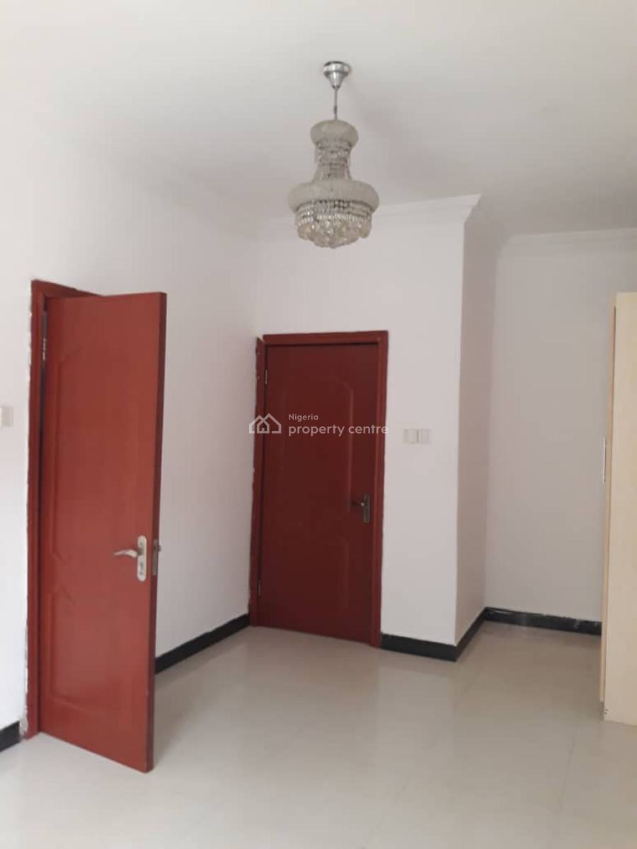 Exquisite 3 Bedroom Apartment with Bq, Chevron, Lekki Phase 2, Lekki, Lagos, Flat / Apartment for Sale