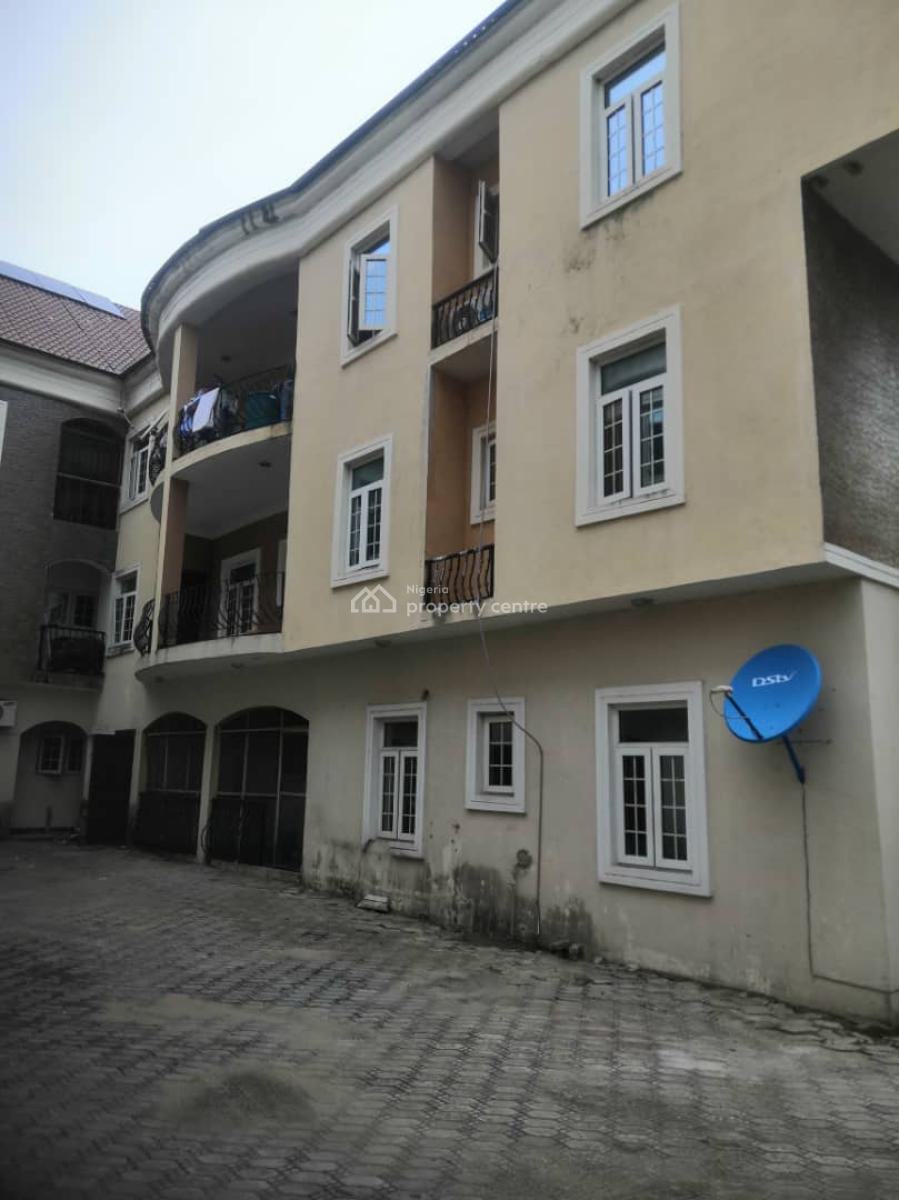 Exquisite 3 Bedroom Apartment with Bq, Chevron, Lekki Phase 2, Lekki, Lagos, Flat / Apartment for Sale