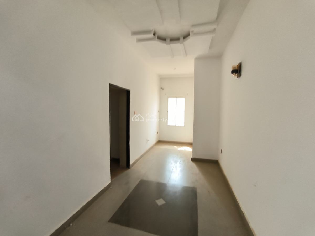 2 Bedroom Apartment, Dawaki, Gwarinpa, Abuja, Flat / Apartment for Rent