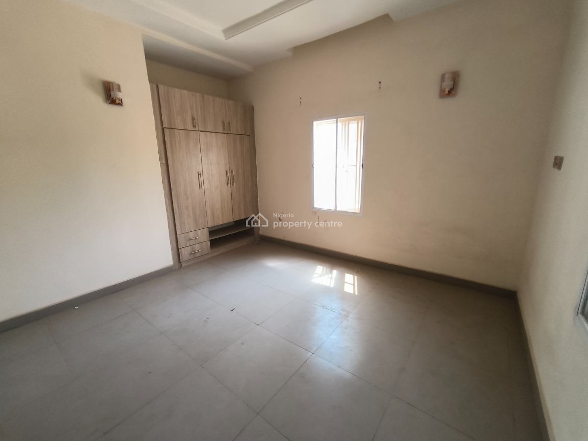 2 Bedroom Apartment, Dawaki, Gwarinpa, Abuja, Flat / Apartment for Rent