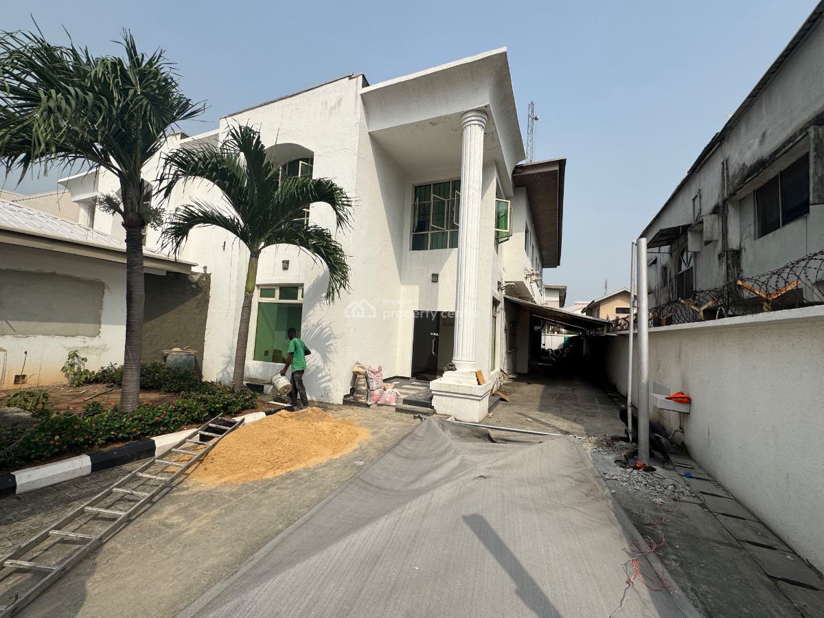 a Large 5 Bedroom Duplex for Commercial Use, Off Admiralty Way, Lekki Phase 1, Lekki, Lagos, Office Space for Rent