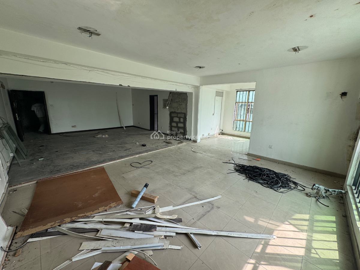 a Large 5 Bedroom Duplex for Commercial Use, Off Admiralty Way, Lekki Phase 1, Lekki, Lagos, Office Space for Rent
