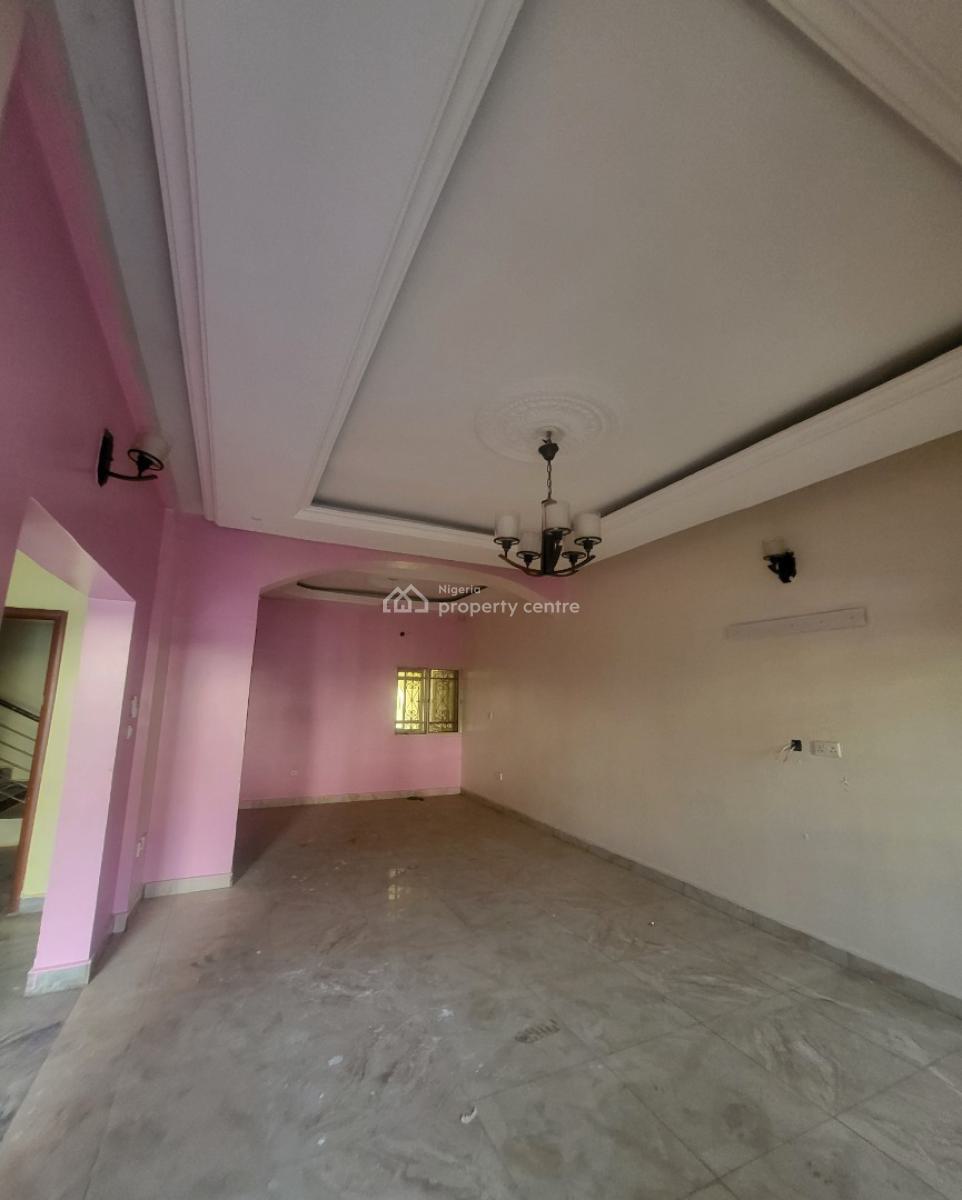 Luxurious Massive 4 Bedroom Terrace Duplex with Bq, By American International School, Durumi, Abuja, Terraced Duplex for Rent