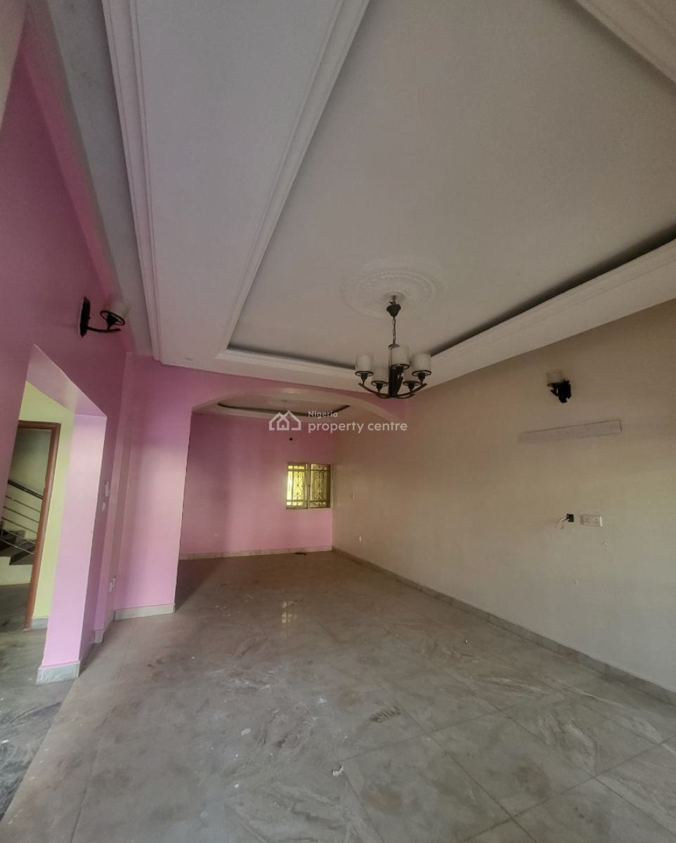 Luxurious Massive 4 Bedroom Terrace Duplex with Bq, By American International School, Durumi, Abuja, Terraced Duplex for Rent