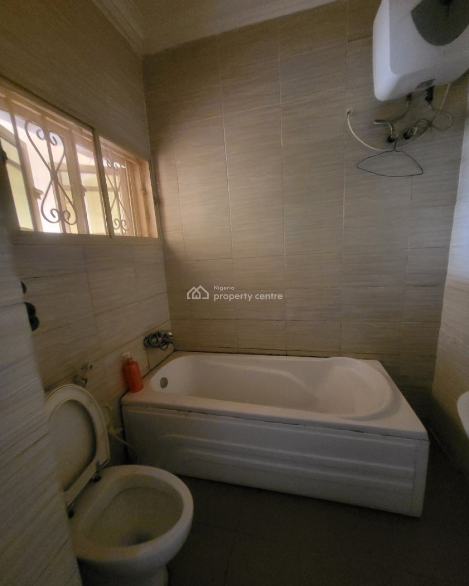 Luxurious Massive 4 Bedroom Terrace Duplex with Bq, By American International School, Durumi, Abuja, Terraced Duplex for Rent