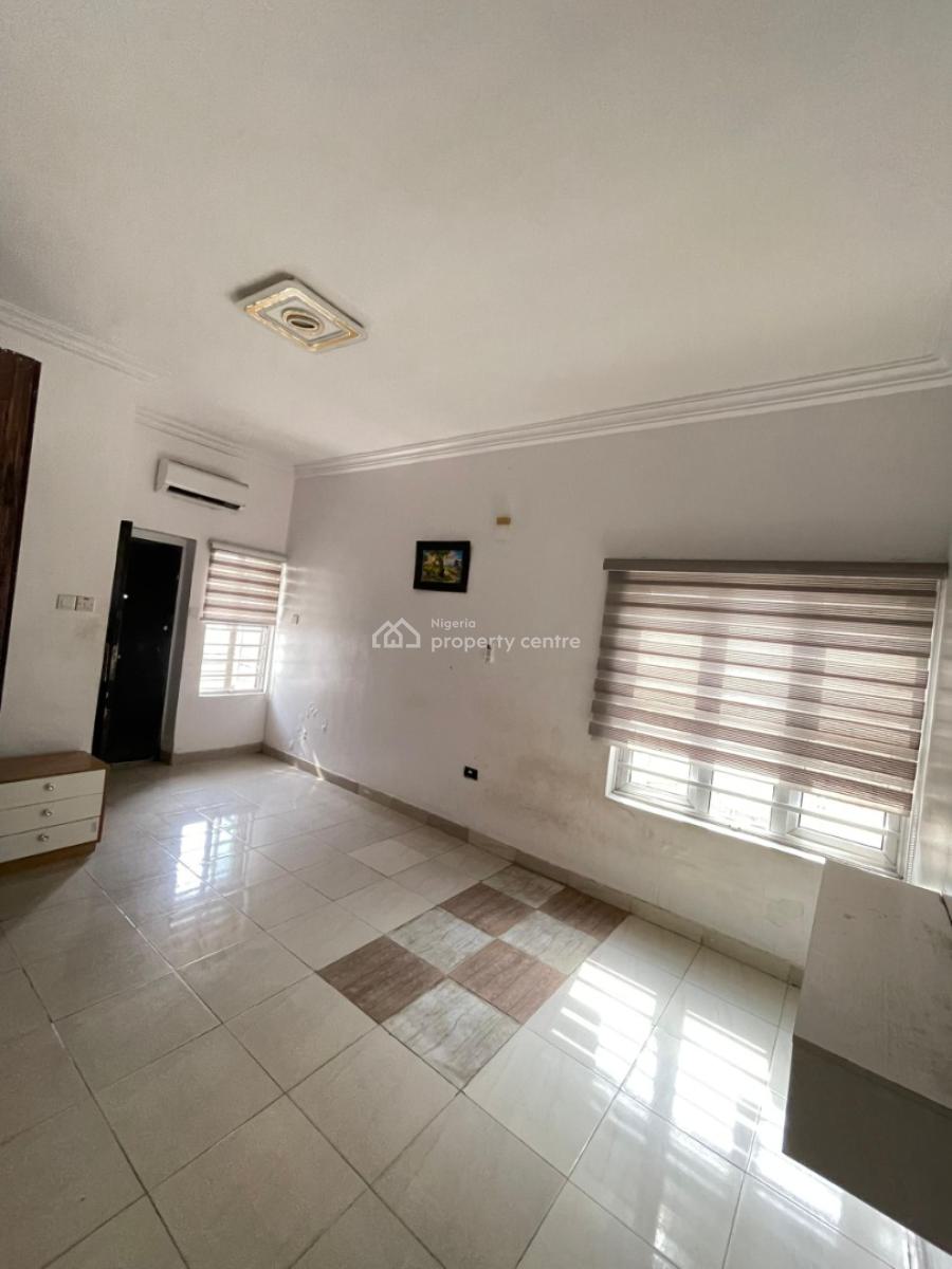 Clean 2 Bedroom Apartment in a Secured Estate, Ikota, Lekki, Lagos, Flat / Apartment for Rent