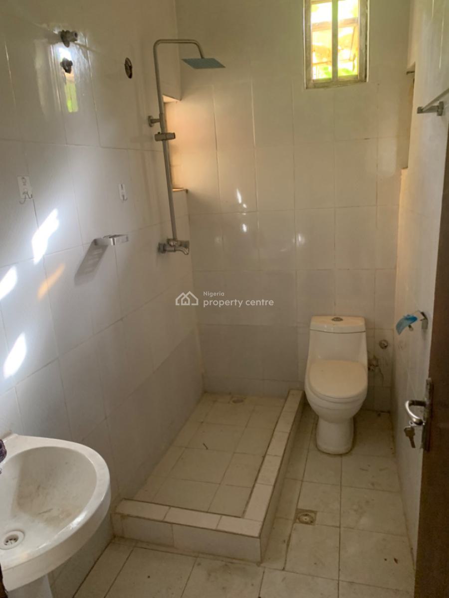 3 Bedroom Flat on The Ground Floor, Gaduwa, Abuja, Flat / Apartment for Rent