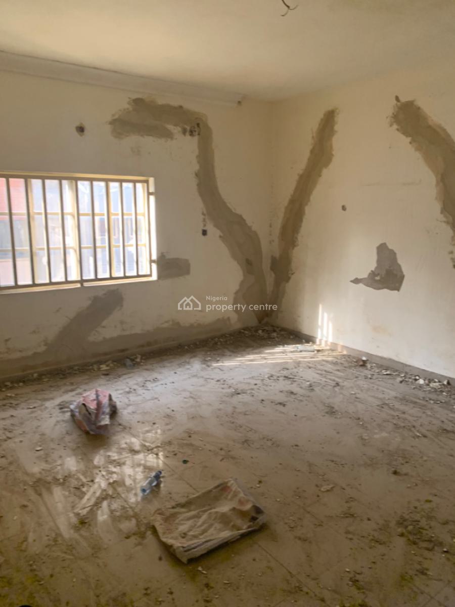 3 Bedroom Flat on The Ground Floor, Gaduwa, Abuja, Flat / Apartment for Rent