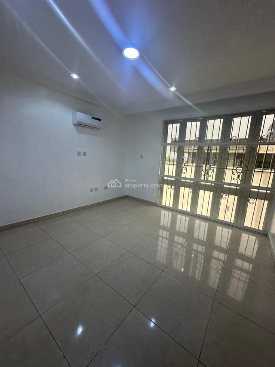 5 Bedroom Duplex with Bq, Banana Island, Ikoyi, Lagos, Terraced Duplex for Rent