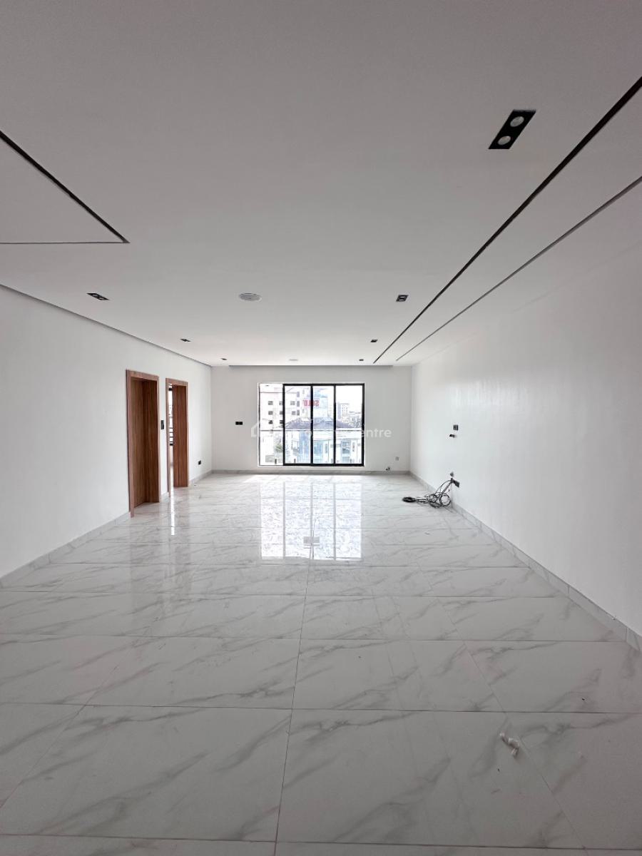 2 Bedroom Apartment with Bq, Lekki Phase 1, Lekki, Lagos, Flat / Apartment for Sale