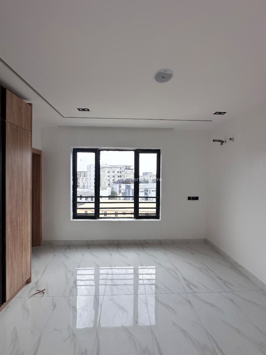 2 Bedroom Apartment with Bq, Lekki Phase 1, Lekki, Lagos, Flat / Apartment for Sale