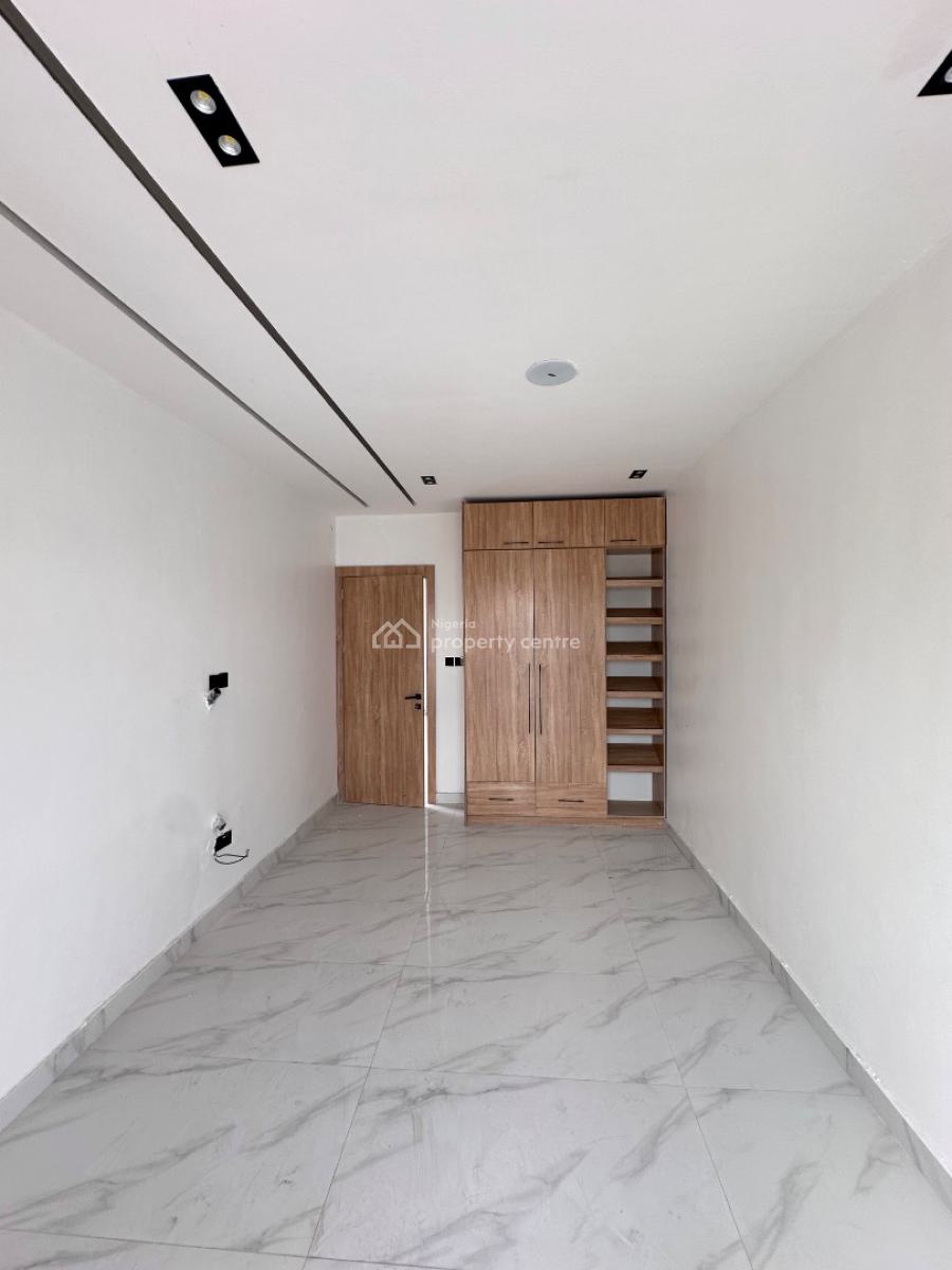 2 Bedroom Apartment with Bq, Lekki Phase 1, Lekki, Lagos, Flat / Apartment for Sale