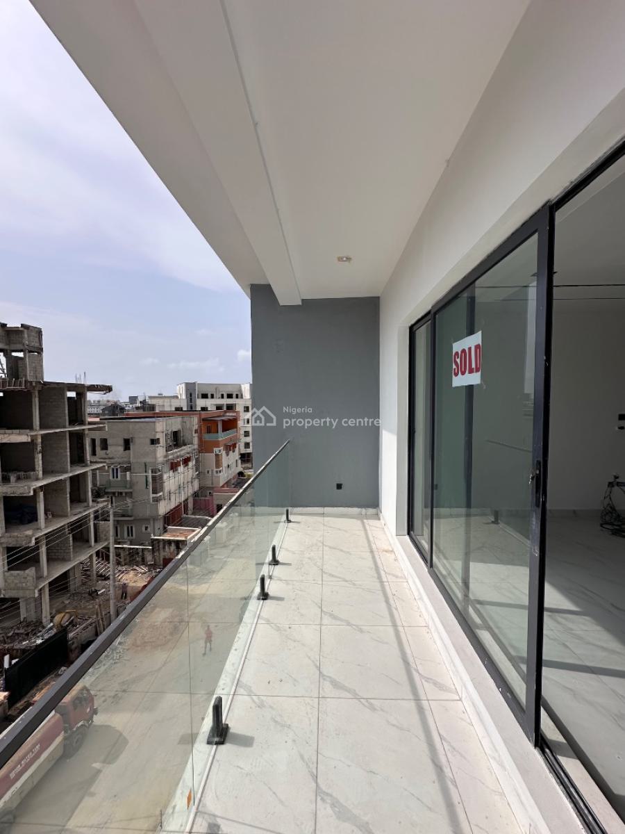 2 Bedroom Apartment with Bq, Lekki Phase 1, Lekki, Lagos, Flat / Apartment for Sale