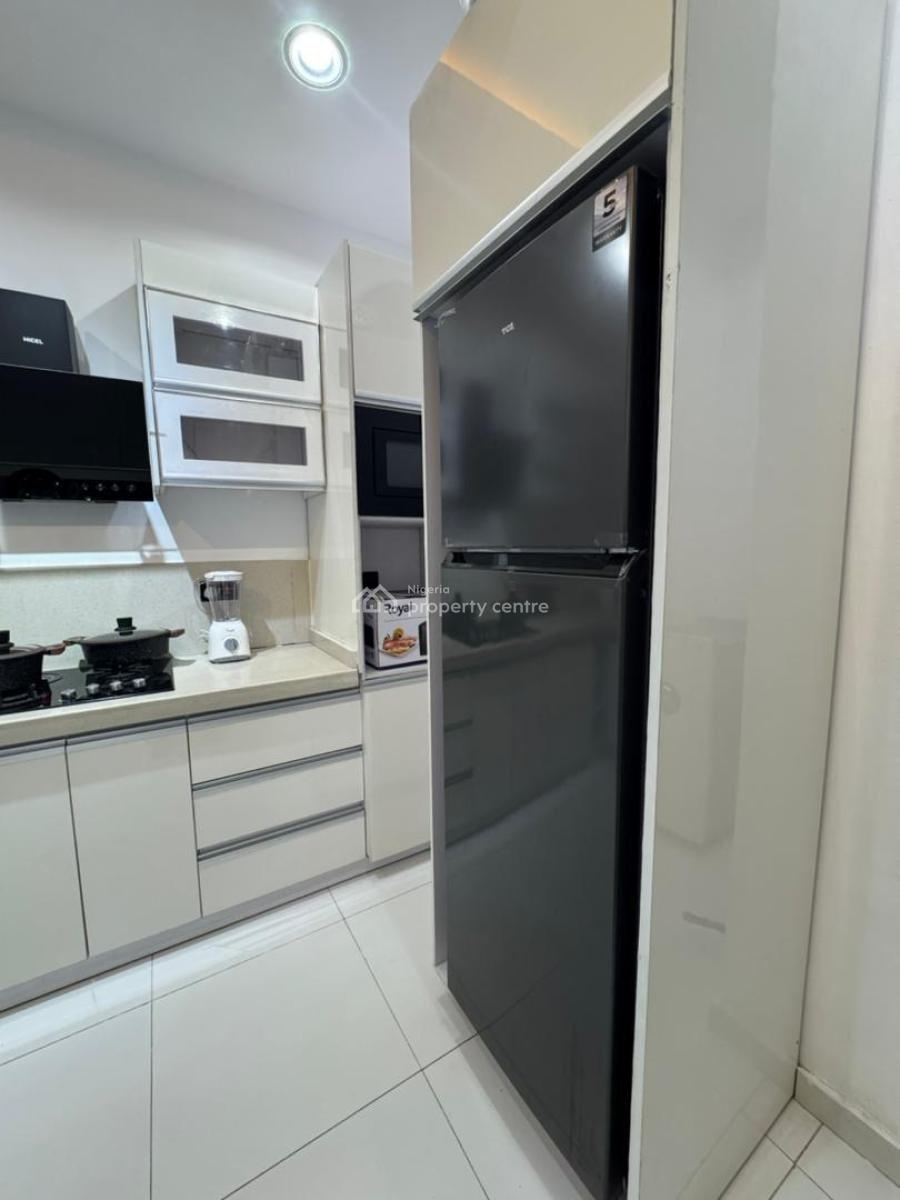 Luxury 2 Bedroom Apartment with Balcony and Pool, Ikate, Lekki, Lagos, Flat / Apartment Short Let