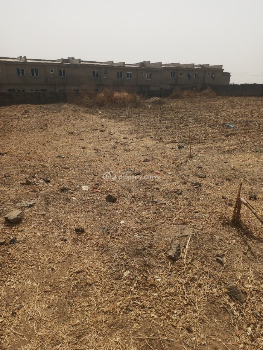 300sqms Duplex Plot, Close to The Express Road, Kukwaba, Abuja, Detached Duplex for Sale