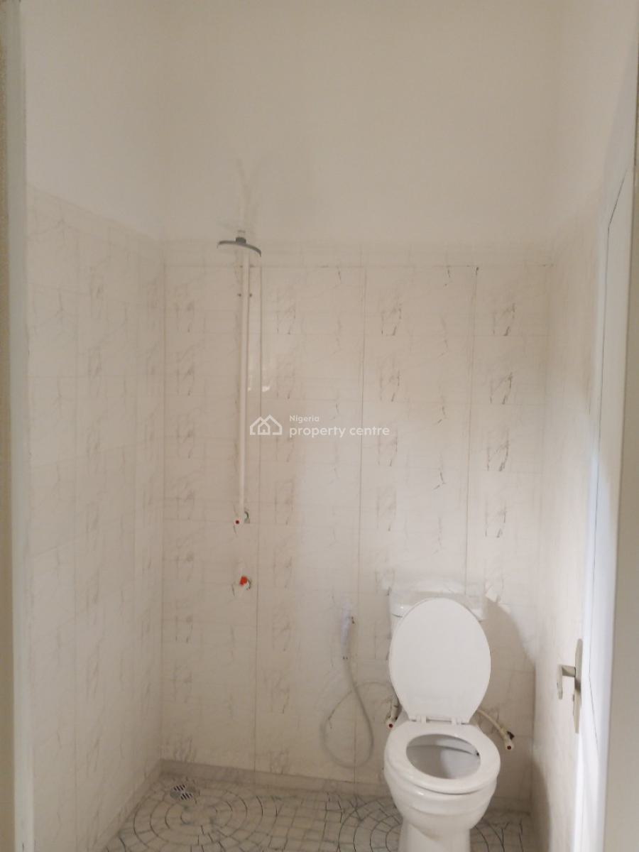 3 Bedroom Bungalow with 2 No Self Contain Bq on 450sqm Land, Bungalow Jakande Estate, Oke Afa, Isolo, Lagos, Detached Bungalow for Rent