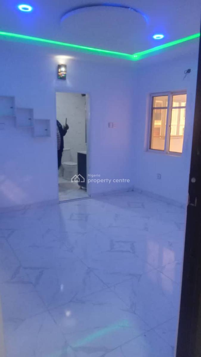 Beautiful 4bedroom Penthouse Flat, Sangotedo, Ajah, Lagos, Flat / Apartment for Rent