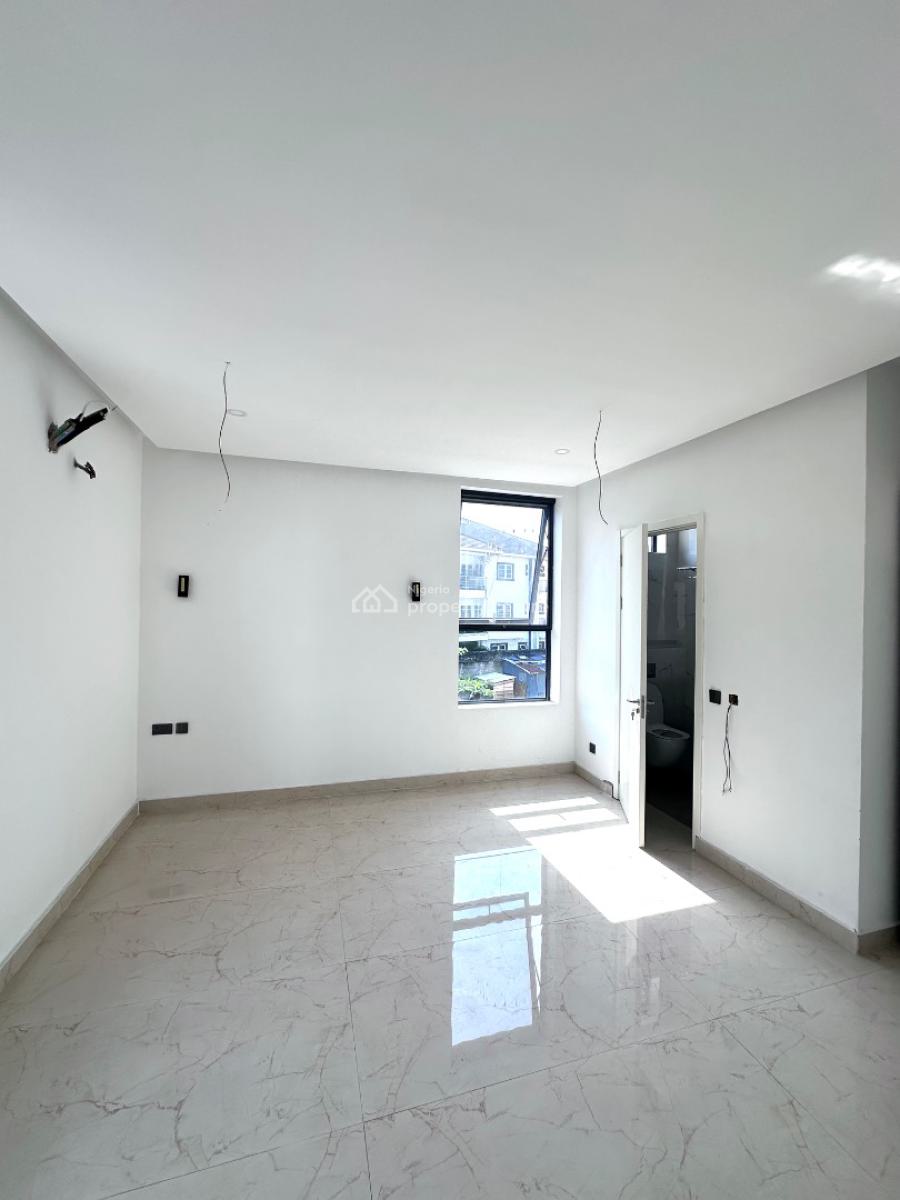 4 Bedroom Maisonette Duplex with Bq, Off Admiralty Way, Lekki Phase 1, Lekki, Lagos, House for Sale