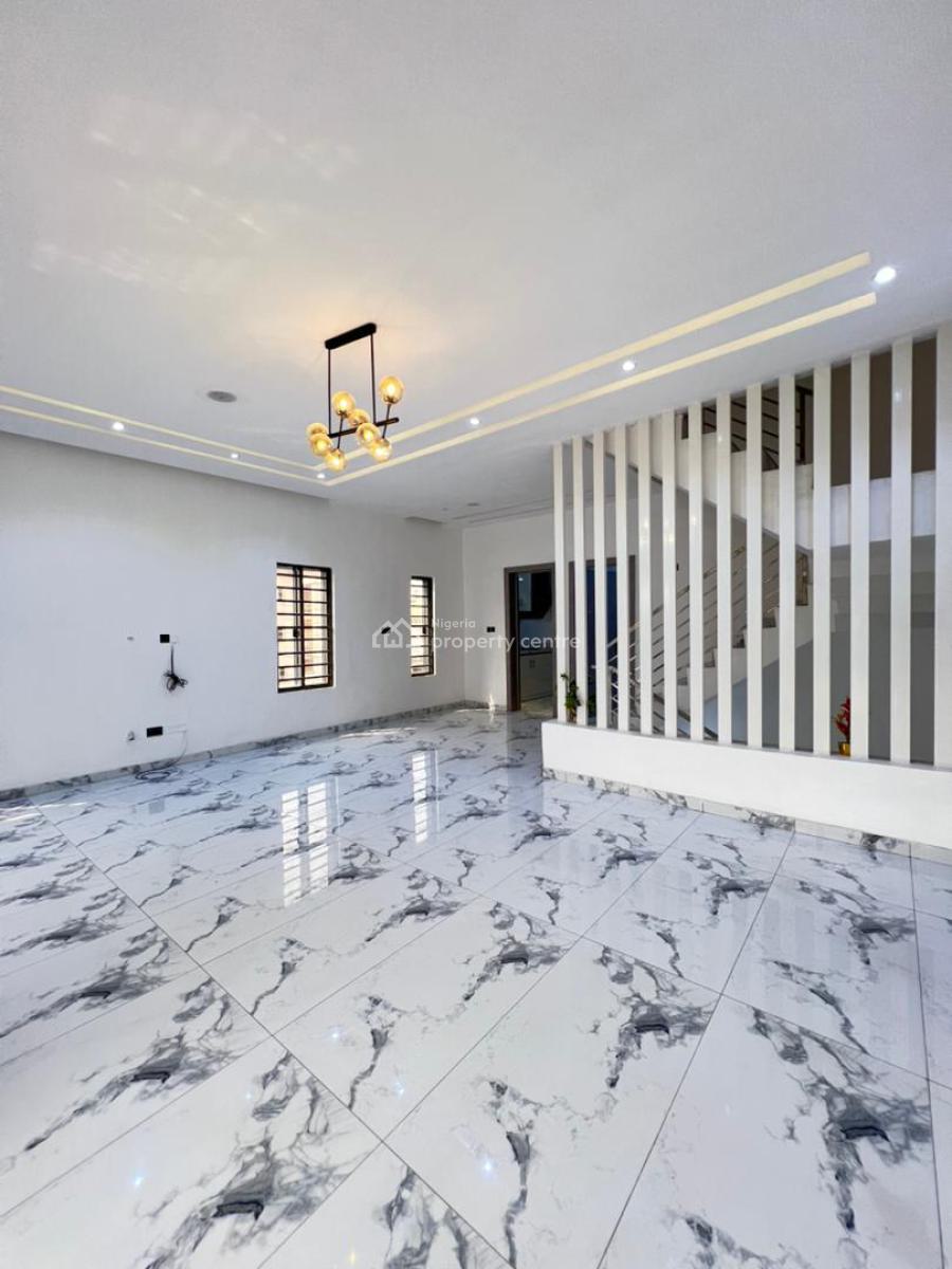 Contemporary 4 Bedroom Terraced  Duplex with Bq in a Secure Estate, Lekki Phase 1, Lekki, Lagos, Terraced Duplex for Sale