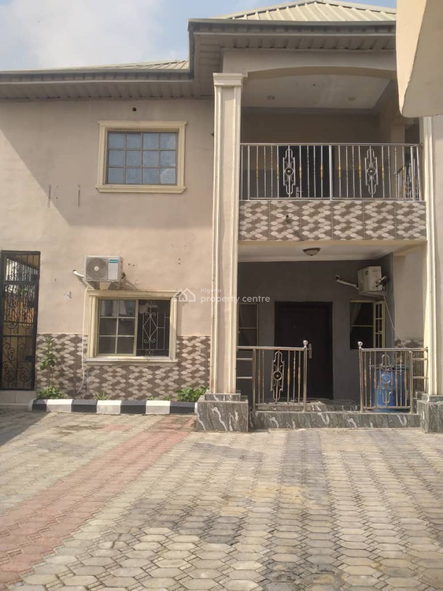 3 Bedroom Flat, Komajah Boundary, Majek., Sangotedo, Ajah, Lagos, Flat / Apartment for Rent