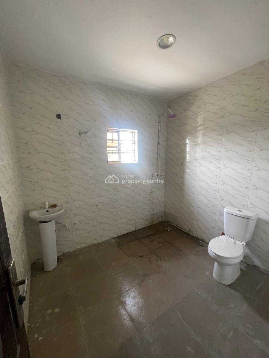 Standard N Massive  Miniflat (upstairs), Owode Estate Off Langbasa Addo Ajah Lagos, Ado, Ajah, Lagos, Mini Flat (room and Parlour) for Rent