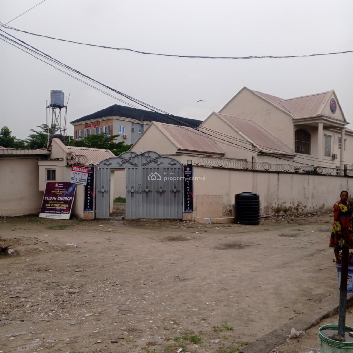 Facing The Road 1377sq of Land with 3 Bed Town House, 3 Shops, Mini, Facing The Road, Ajah, Lagos, Land for Sale