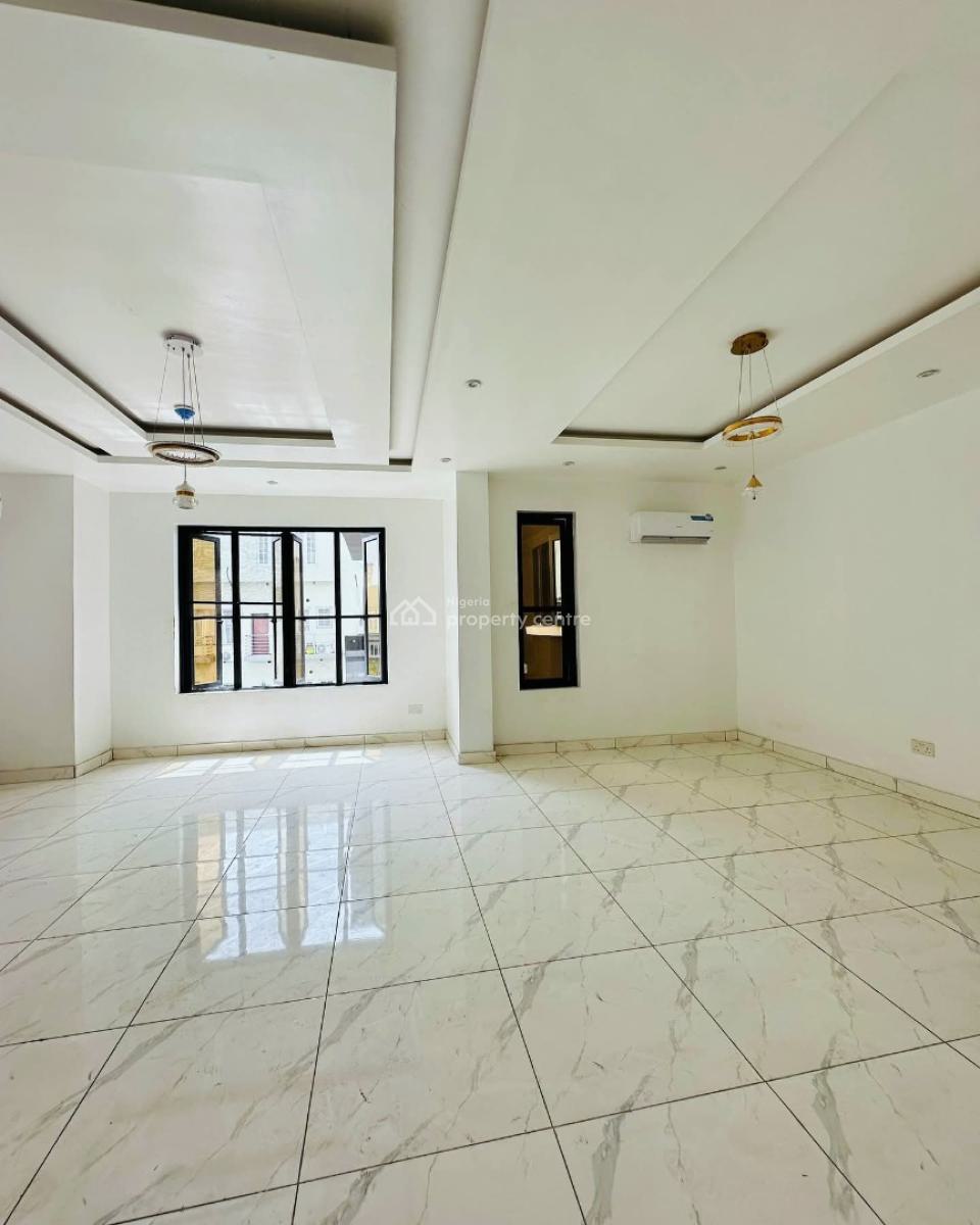 Luxury Newly Built 2 Bedroom Service Apartment in a Gated Estate, Lekki Phase 1, Lekki, Lagos, Flat / Apartment for Sale