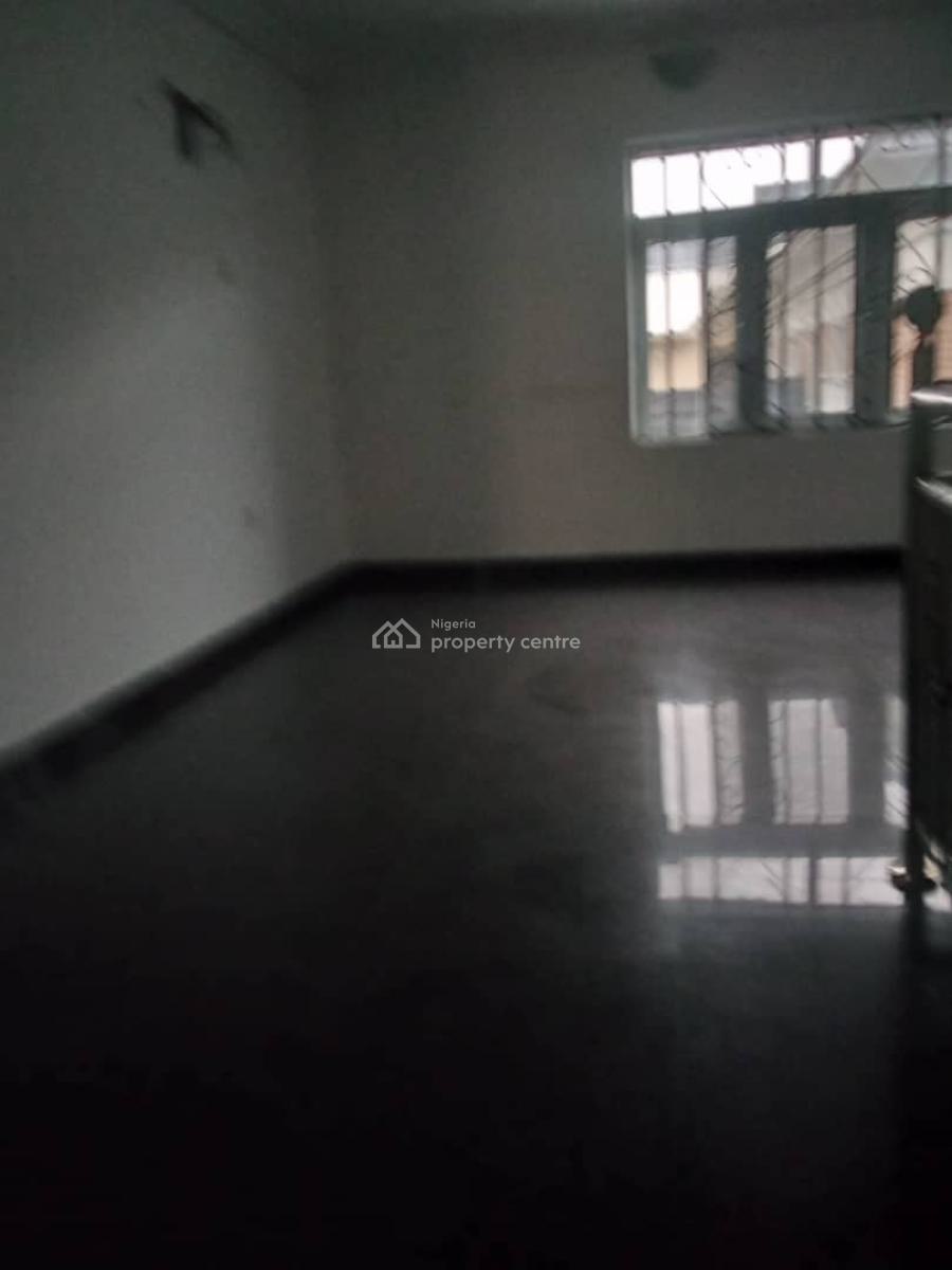 Spacious 2 Bedroom Duplex, Lekki Phase 1, Lekki, Lagos, Terraced Duplex for Rent