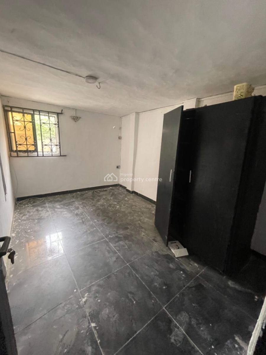 1 Bedroom Self Contain in a Good Environment, Ikota, Lekki, Lagos, Self Contain (single Rooms) for Rent