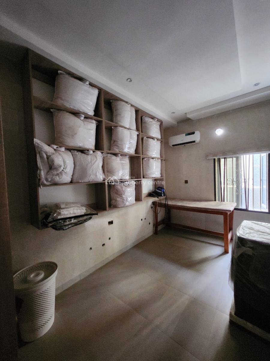 Newly Built 6 Units of 2 Bedroom Fully Furnished Service Apartment, Jahi, Abuja, Block of Flats for Sale