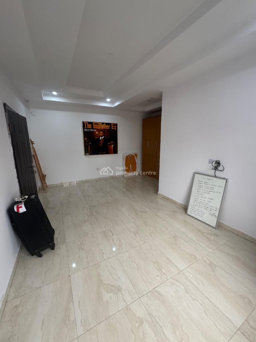 1 Bedroom Flat, Orchid Road, Lekki, Lagos, Self Contain (single Rooms) for Rent