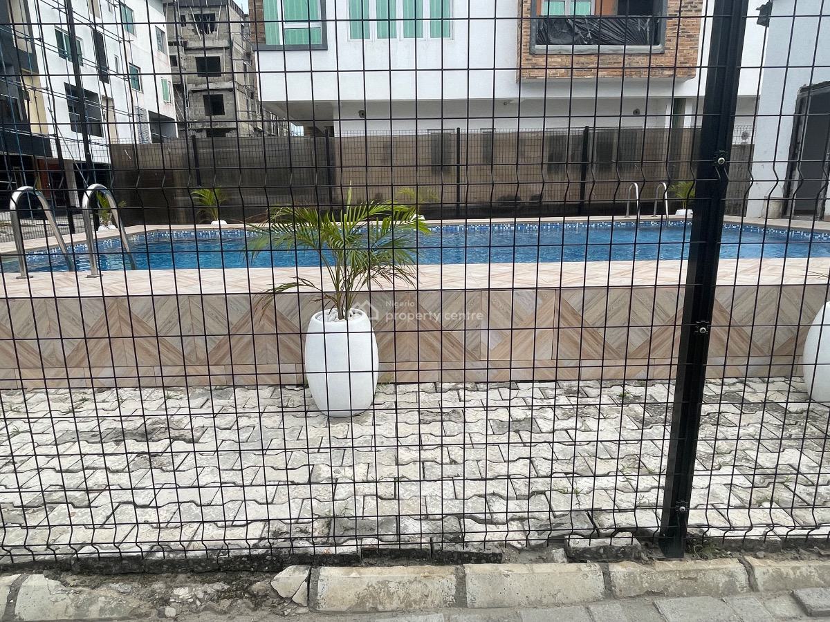 a Spacious Room Bq with Private Space to Cook, Ikate, Lekki, Lagos, Self Contain (single Rooms) for Rent