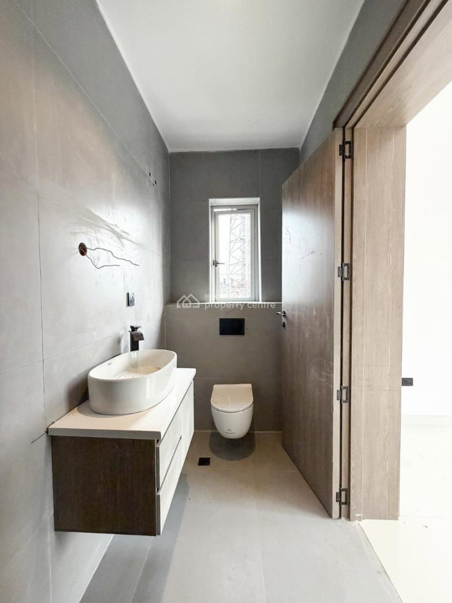 Luxury 3 Bedroom Apartment, Lekki Phase 1, Lekki, Lagos, Block of Flats for Sale